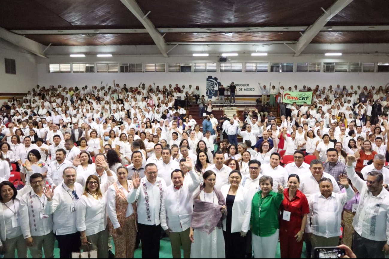 El Gobernador Joaquín Díaz Mena encabezó el foro que tiene por objetivo mejorar las condiciones en la educación en la entidad y en el resto de la región