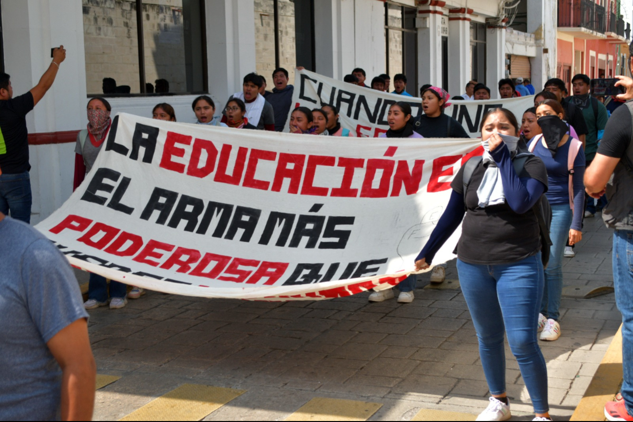 Protesta magisterial en Campeche: Exigen abrogación de la Ley del ISSS