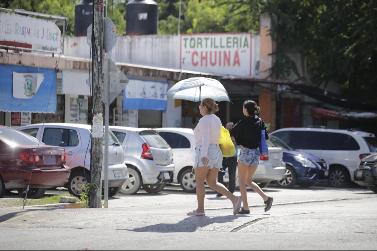 El clima de Cancún pronostica rayos de sol durante casi todo el día