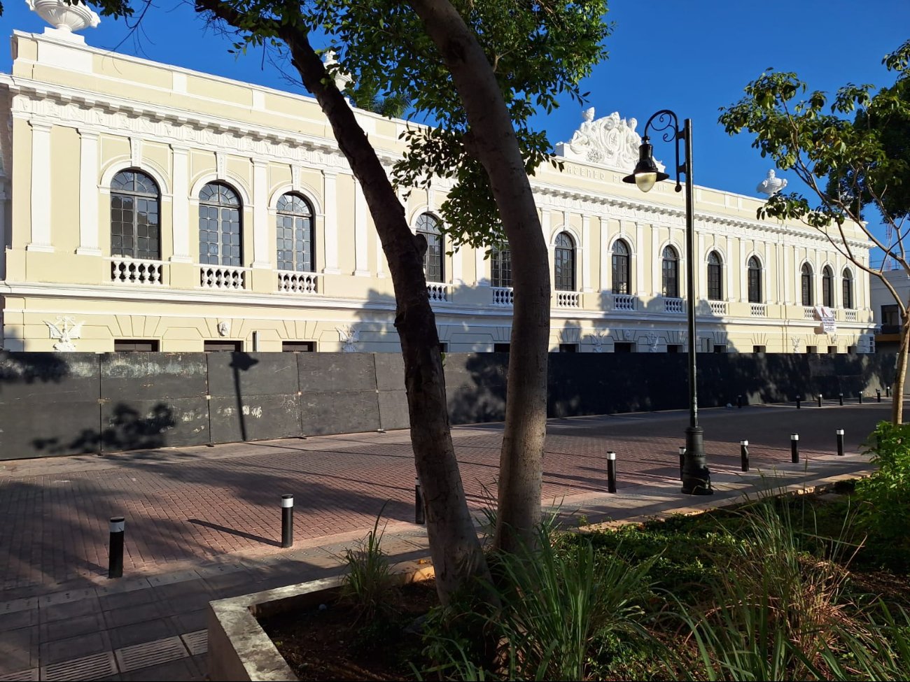 Blindan palacio de Gobierno de Yucatán