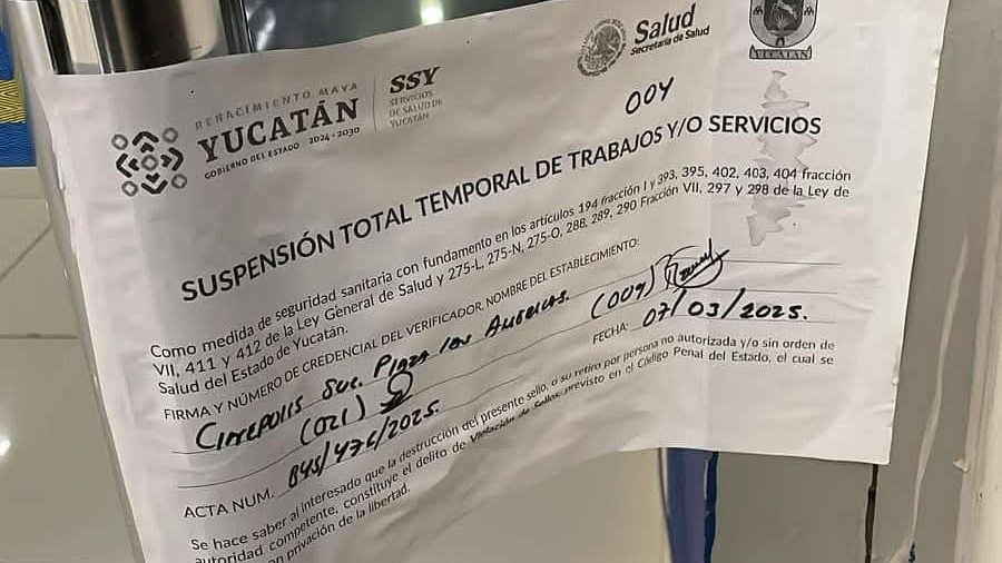 Clausura la Secretaría de Salud de Yucatán cine en Mérida por plaga de cucarachas