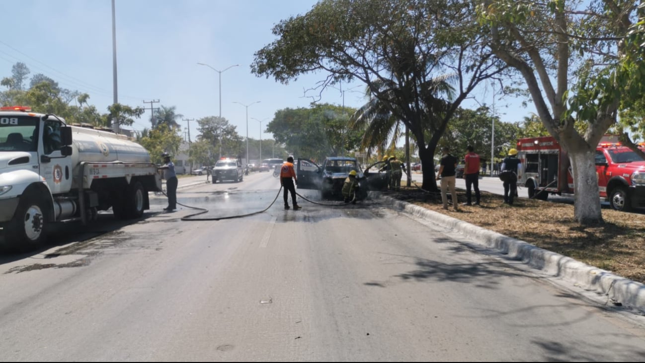 Esto fue lo que ocurrió con un vehículo en Campeche