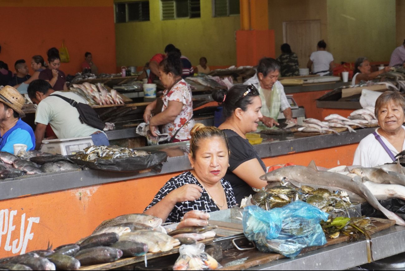 El primer viernes de Cuaresma no tuvo la demanda esperada en las pescaderías