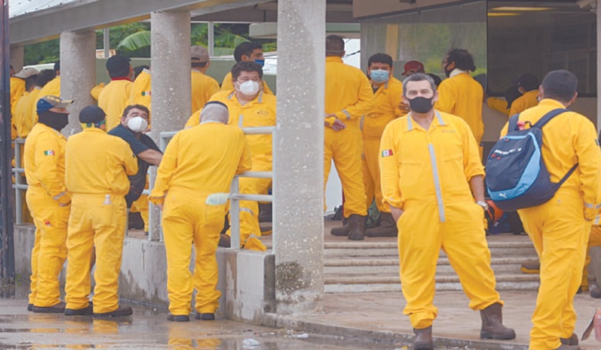 Petroleros aseguran que los dirigentes vulneran sus derechos e incumplen con la rendición de cuentas. Foto: Fernando Kantún.