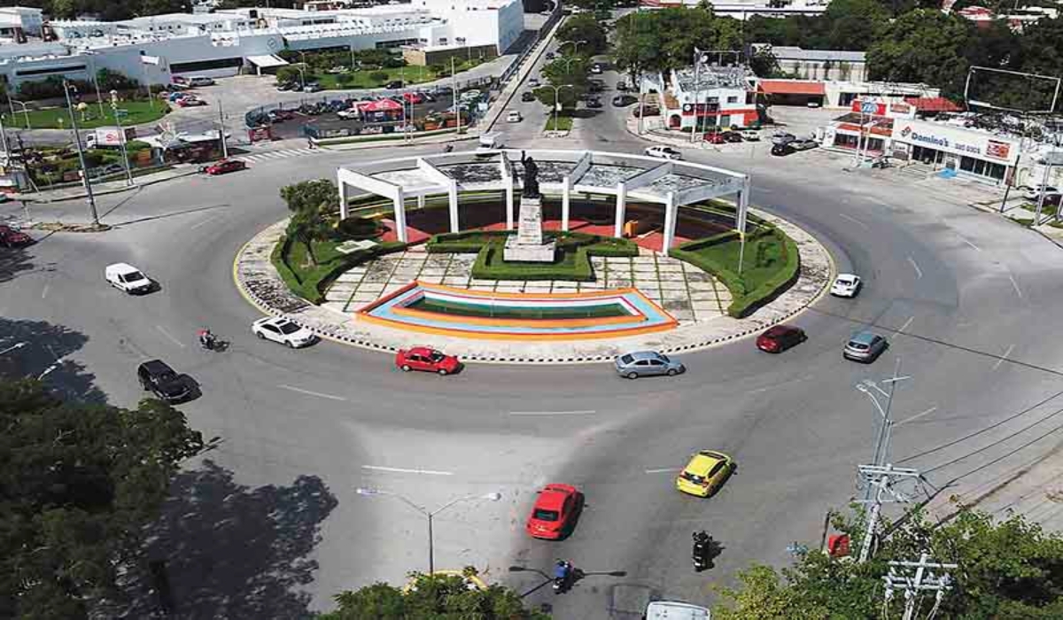 Las de la Dondé, al inicio de Itzaes, y la de Siglo XXI, en Xcumpich, clasifican entre las de mayor riesgo. Fotos: Cuauhtémoc Moreno.