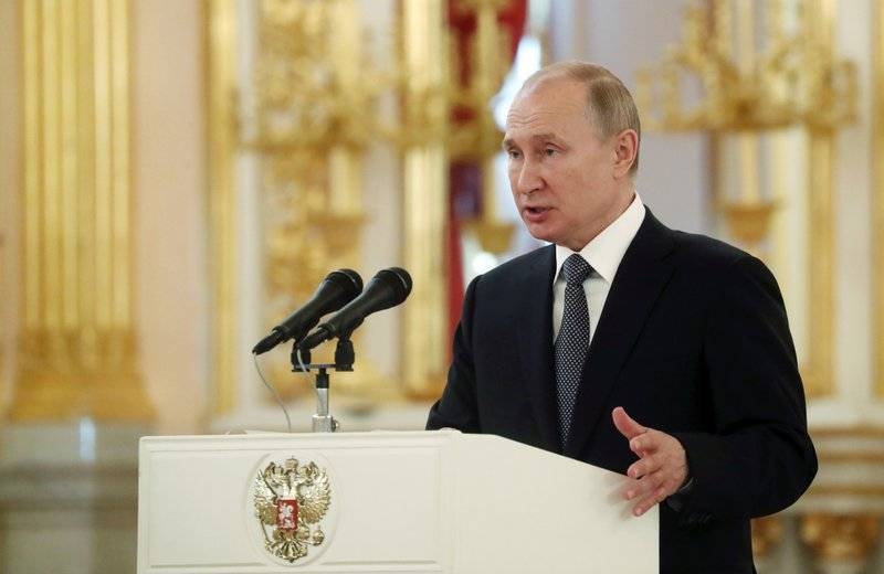 Putin confirma que fue aceptada la segunda vacuna rusa contra el coronavirus