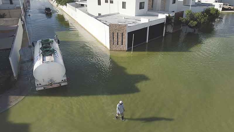 Sacan más de 40 millones de litros de agua de Las Américas en Mérida