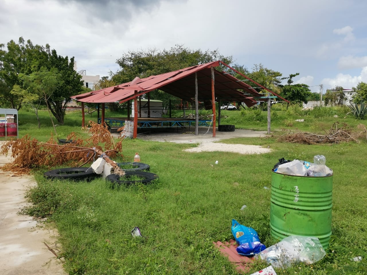 Vecinos comentaron que las autoridades no se han presentado para evaluar la situación de parque. Foto: Bryan Aldana

