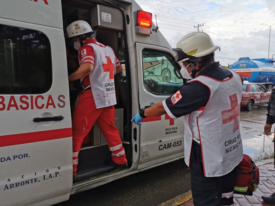 Aunque la policía dio un recorrido por la zona no pudieron identificar al causante del delito Foto: Ricardo Jiménez