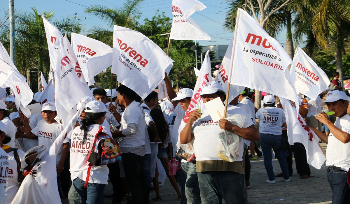 Diversos partidos políticos intentan tomar ventaja de la derrota de Morena para recuperar fuerza de voto. Foto Erick Marfil.