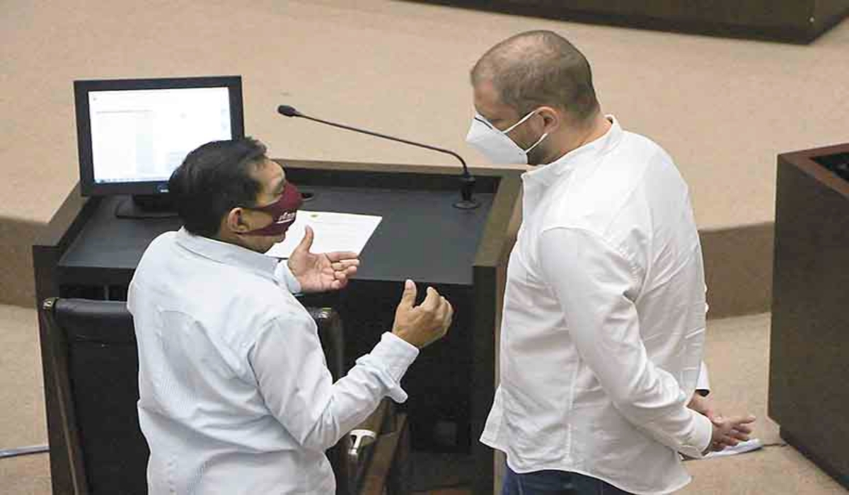 El objetivo es evaluar la seguridad estructural y determinar sino
existe un peligro antes de otorgar los permisos. Foto: Luis Payán.