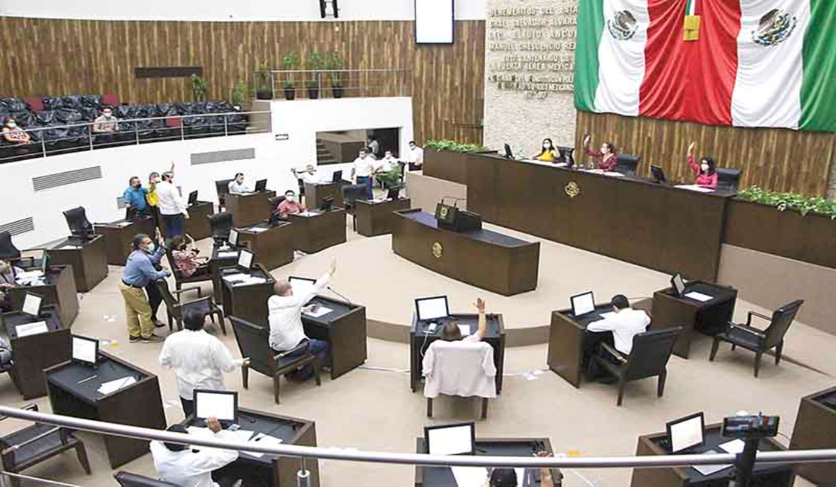 Presentan iniciativa para evitar que se construya otro Paso Deprimido en Yucatán