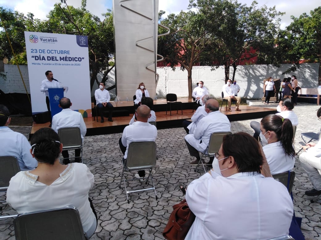 El evento se realiza en el Monumento al Médico, ubicado en la avenida Cámara de Comercio. Foto: Oscar Suaste