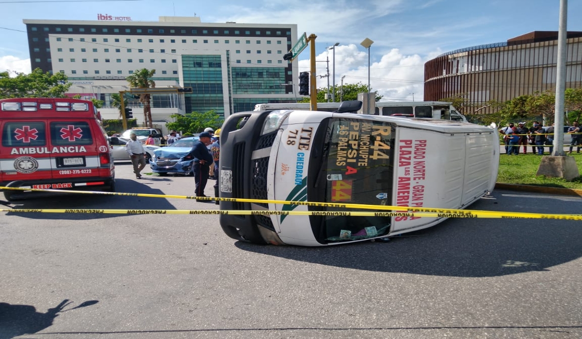 Dos heridos fueron trasladados al hospital. Foto: Jazmín Rodríguez.