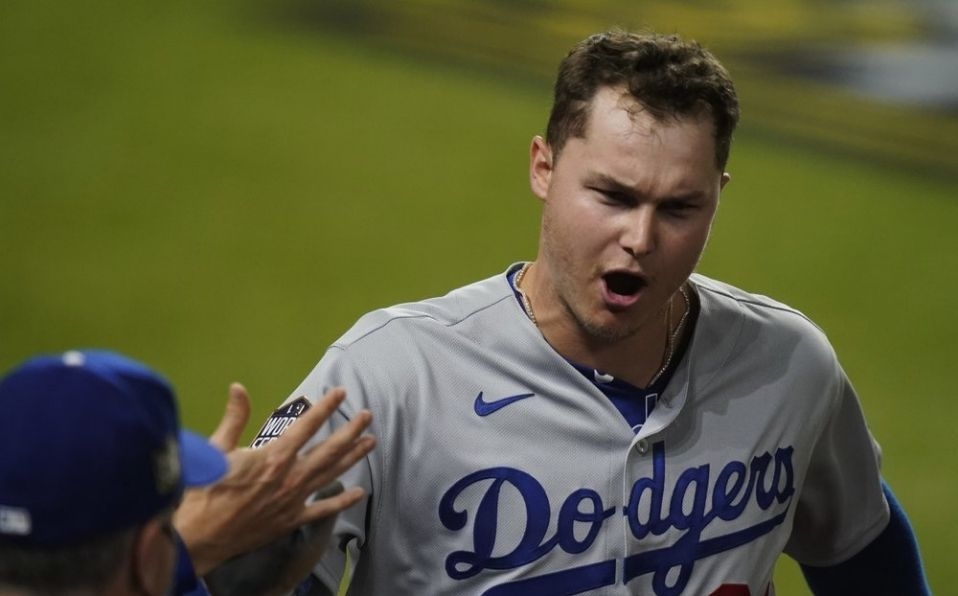 Los Dodgers están a un jugo de ganar su primer campeonato en 32 años Foto: AP