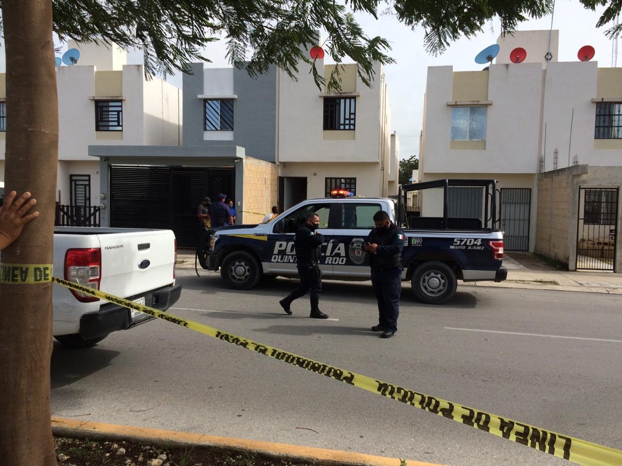 El cuerpo se encontraba colgado de una soga en su cuarto. Foto: Rafael García