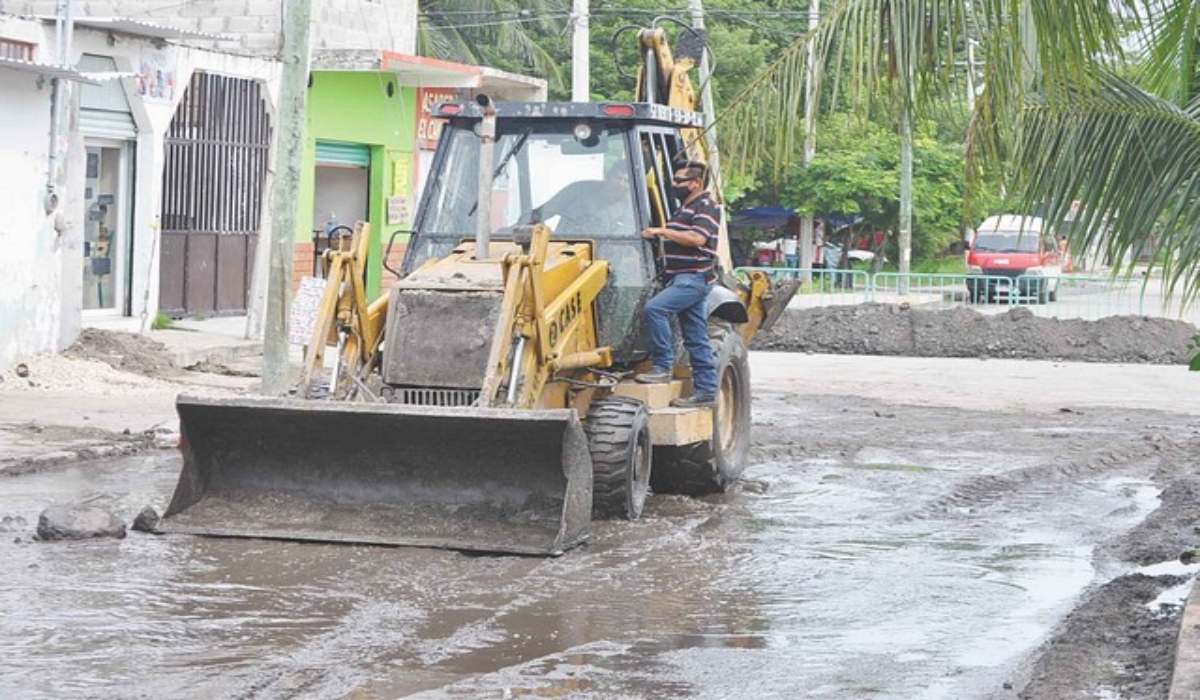 Sin revelar, empresa asignada para pavimentar una calle Ciudad del Carmen