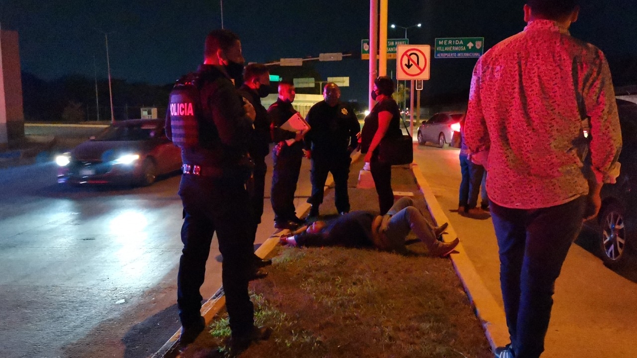 Conductor choca y familia amenaza a policías en Ciudad del Carmen