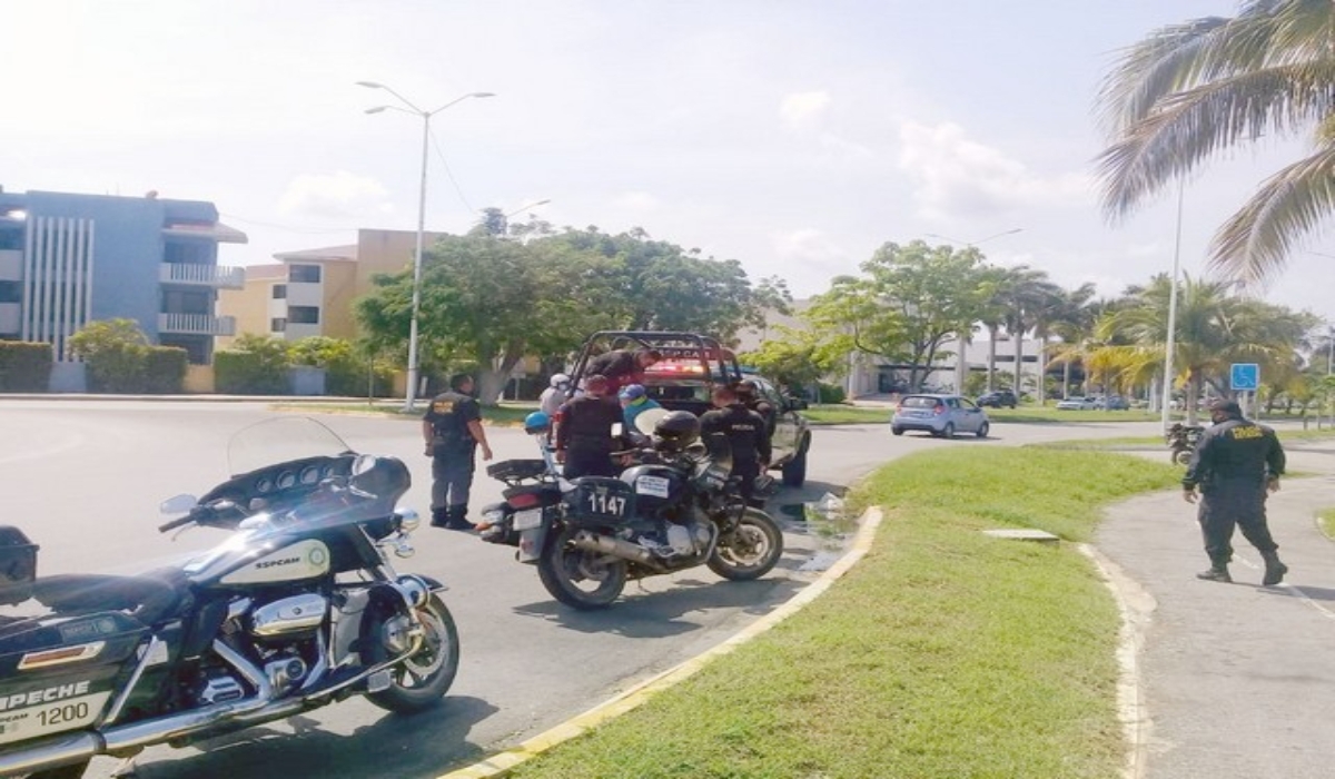 El hombre fue arrestado y llevado a los separos de Seguridad Pública. Fotos: Dismar Herrera.