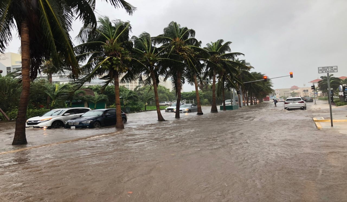 Aumentan las afectaciones por la Tormenta Tropical Gamma en Cancún: FOTOS