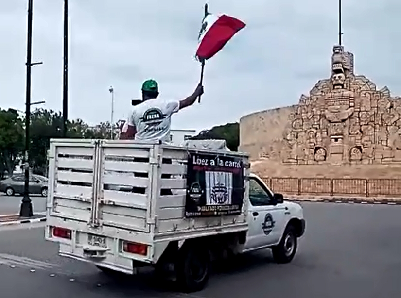 Caravana del Frenaaa genera congestionamiento vial en Mérida