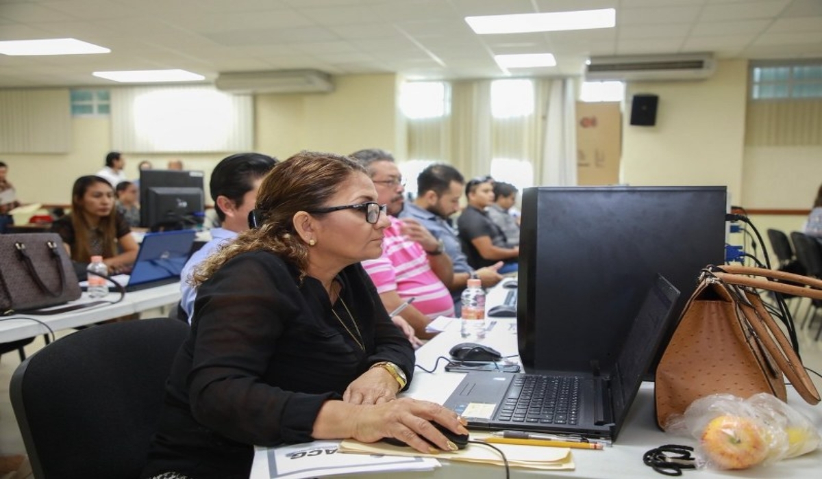 En un año, el Congreso de Quintana Roo otorga más de 100 plazas laborales