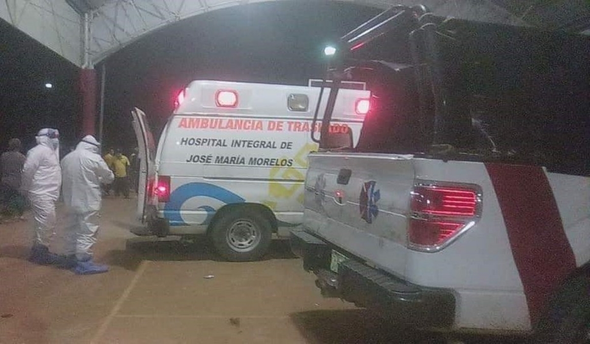 No hay fecha para recuperar la ambulancia, los paramédicos seguirán usando patrullas. Foto: Lusio Kauil.