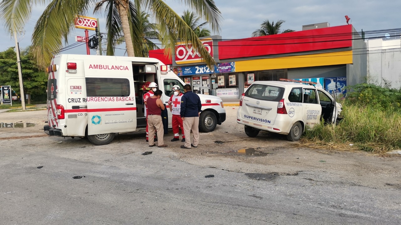 Fuerte choque causa daños por 200 mil pesos en Ciudad del Carmen