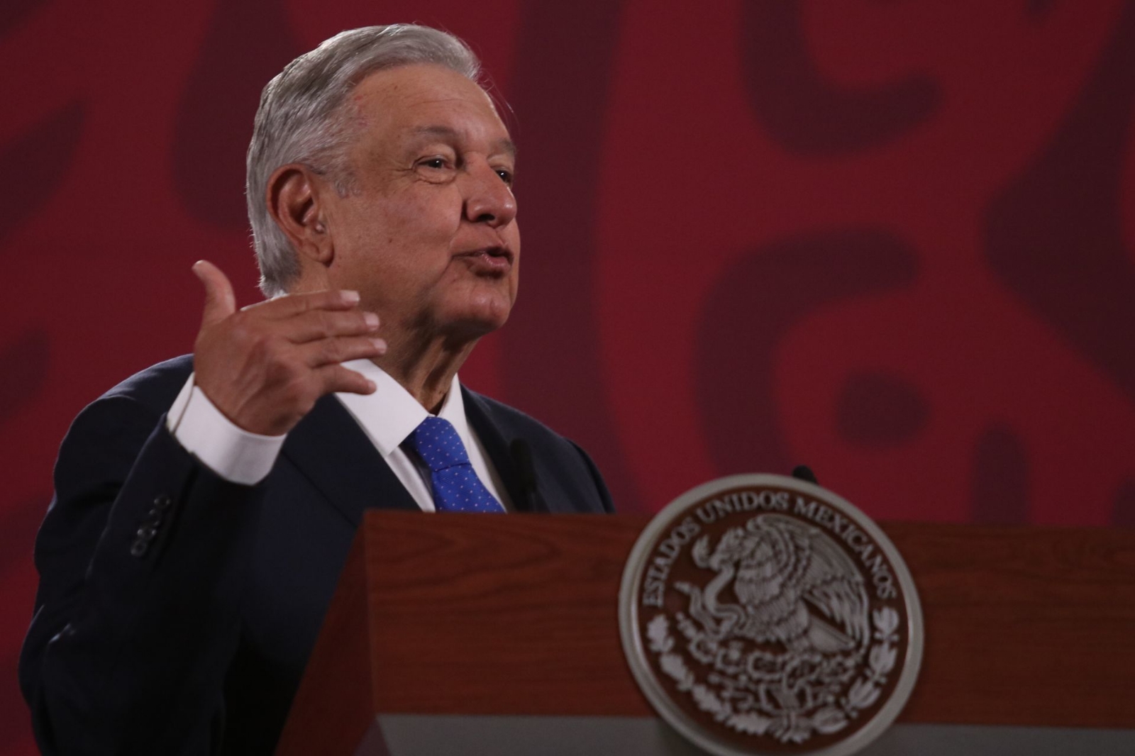 Tren Maya 'tenemos que terminarlo a más tardar en 2023, no podemos perder tiempo': AMLO