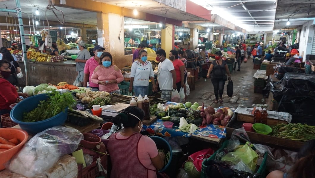 Locatarios coinciden que las ventas no se comparan con la del 2019. Foto: Lucio Blanco