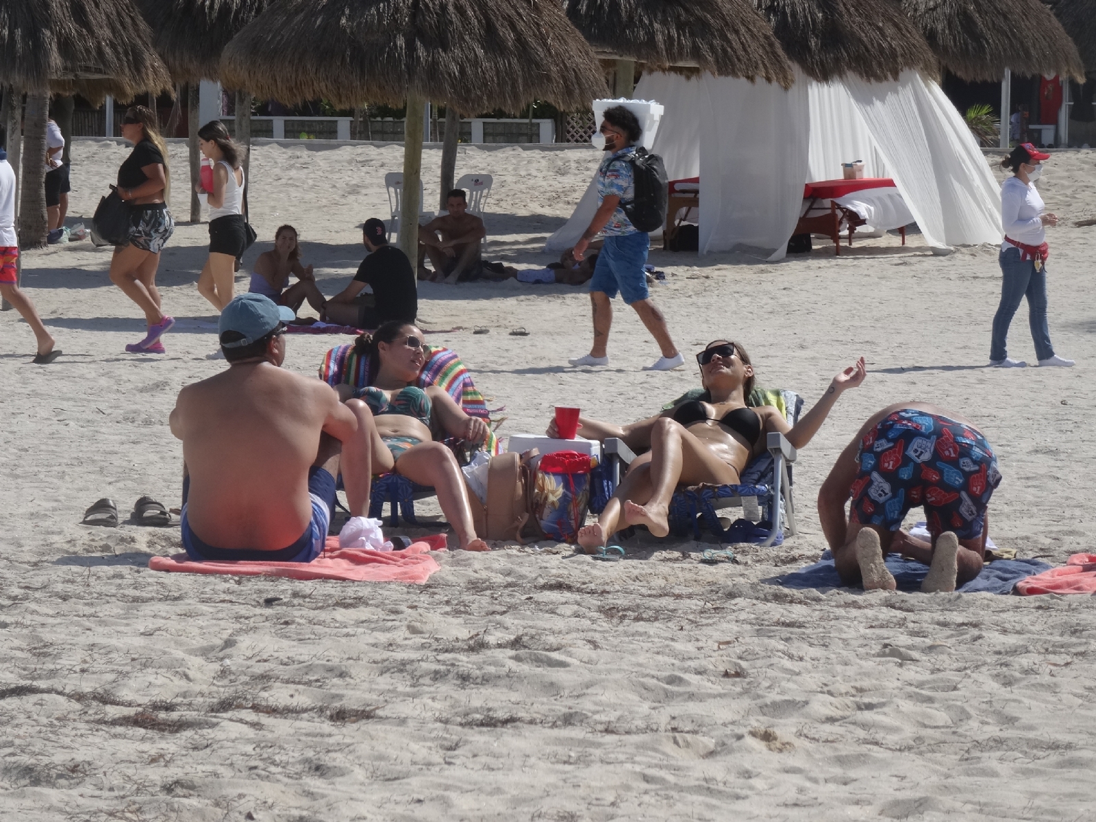 Malecón de Progreso en este tercer sábado de puente, por la tarde