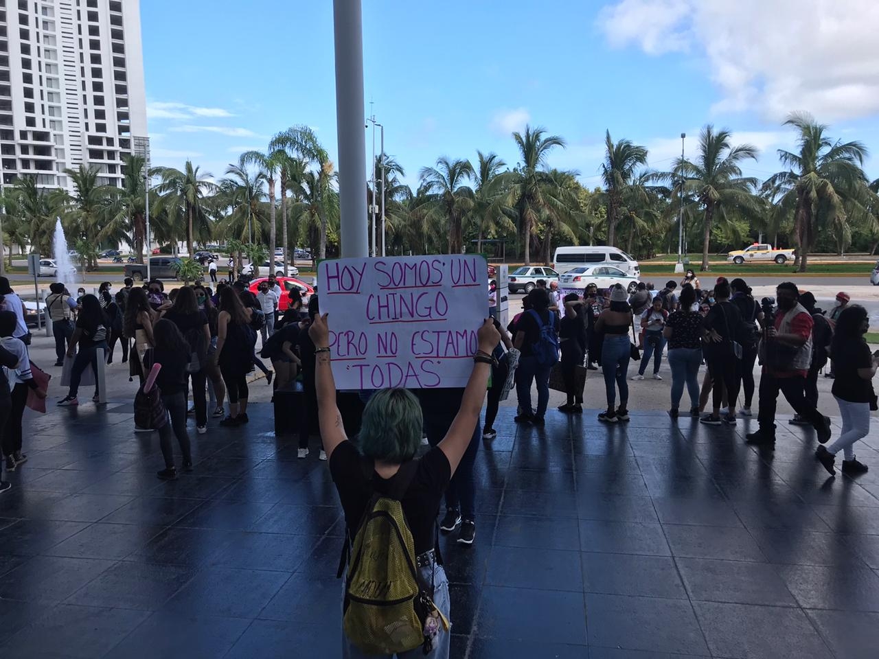 Ciudadanos se alistan para mar marchar por desapariciones y feminicidios en Cancún