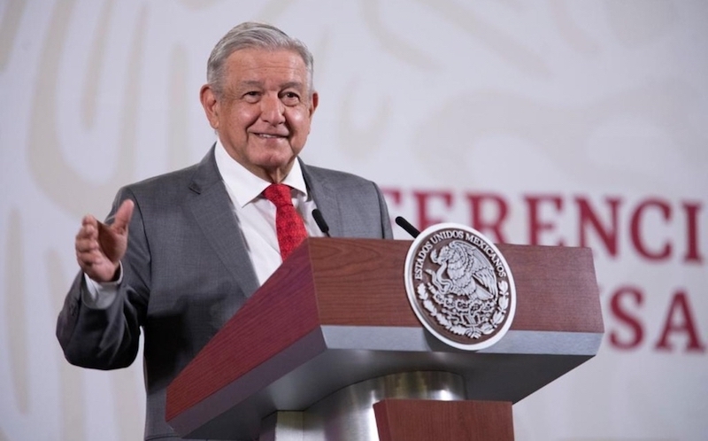 FRENAAA aún no desocupa el Zócalo porque hay diferencias al interior: AMLO