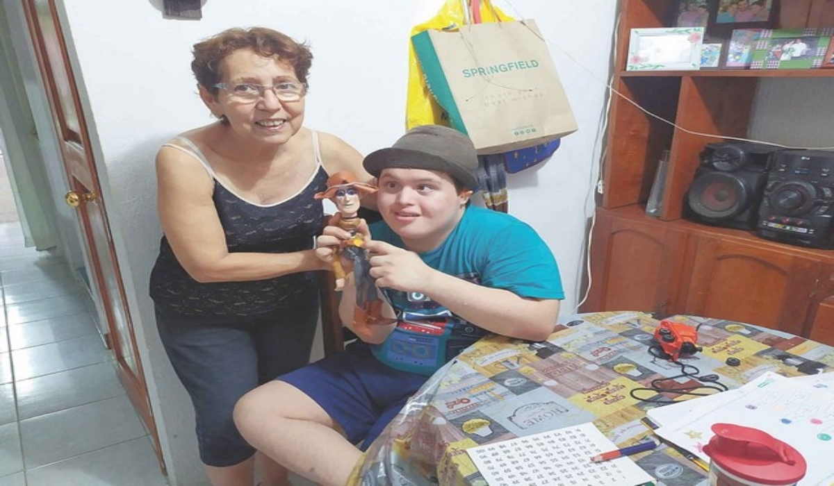 Educación especial a distancia, reto para padres y docentes en Ciudad del Carmen