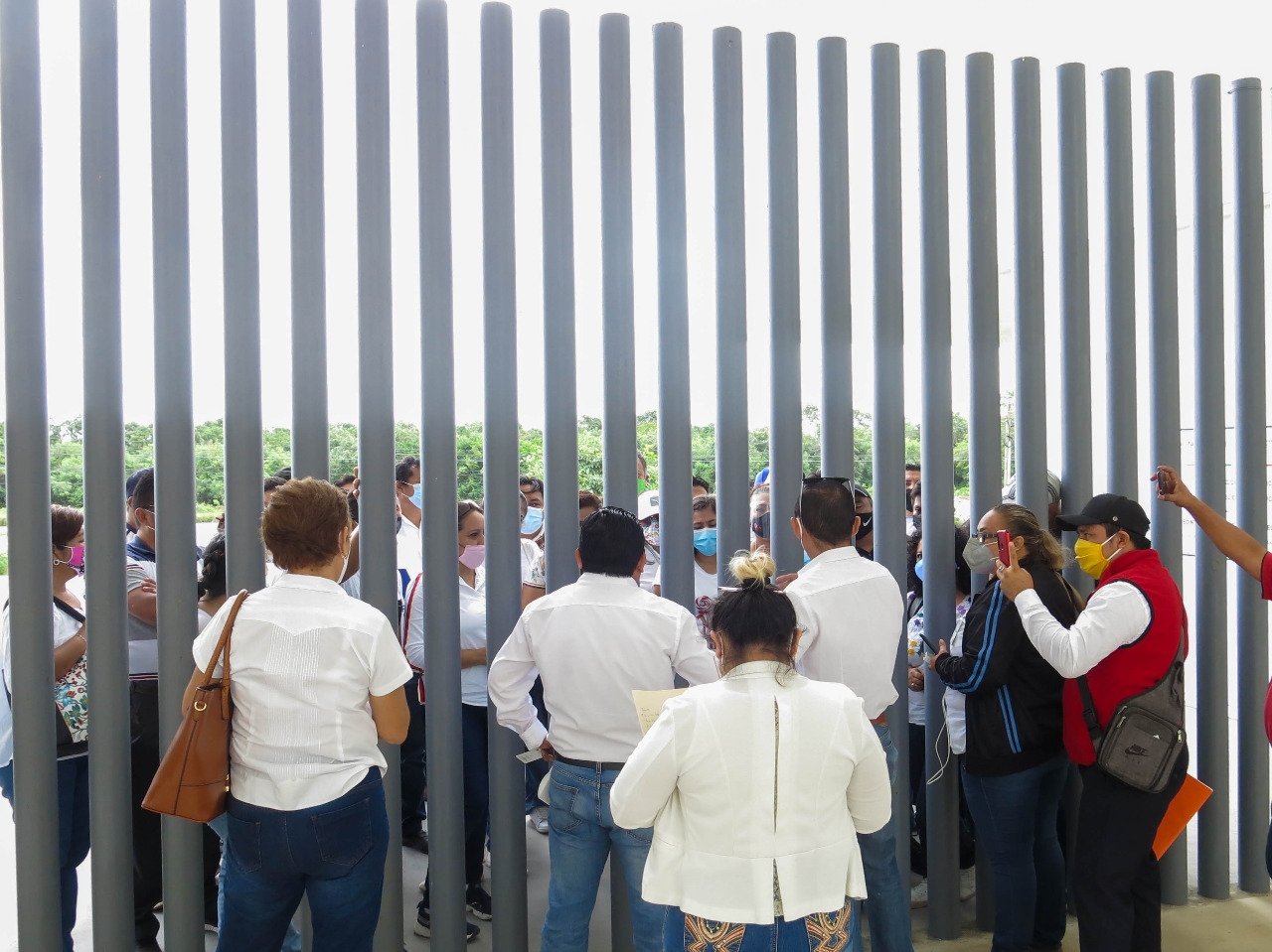 Maestros inconformes amagan con 'tomar' la Secretaría de Educación en Yucatán