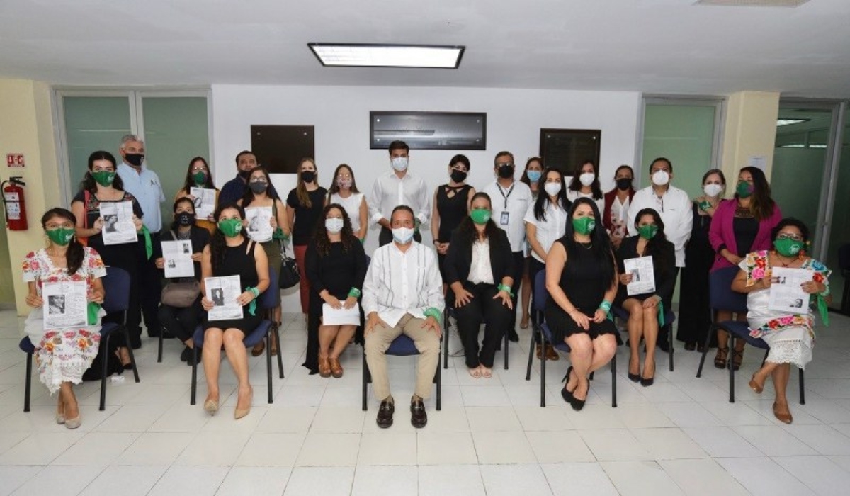 Feministas exigen a Carlos Joaquín reparar daño a víctimas de represión en Cancún