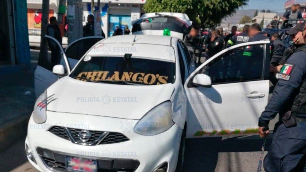 Taxistas enfrentan a policías en el Edomex; hay un muerto, atropellados y heridos (Video)