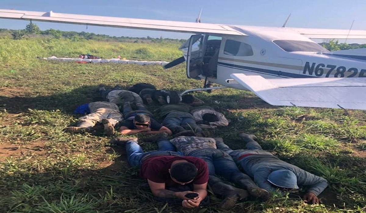 Han sido detenidas nueve personas durante los operativos
realizados por autoridades mexicanas. Foto: Por Esto!