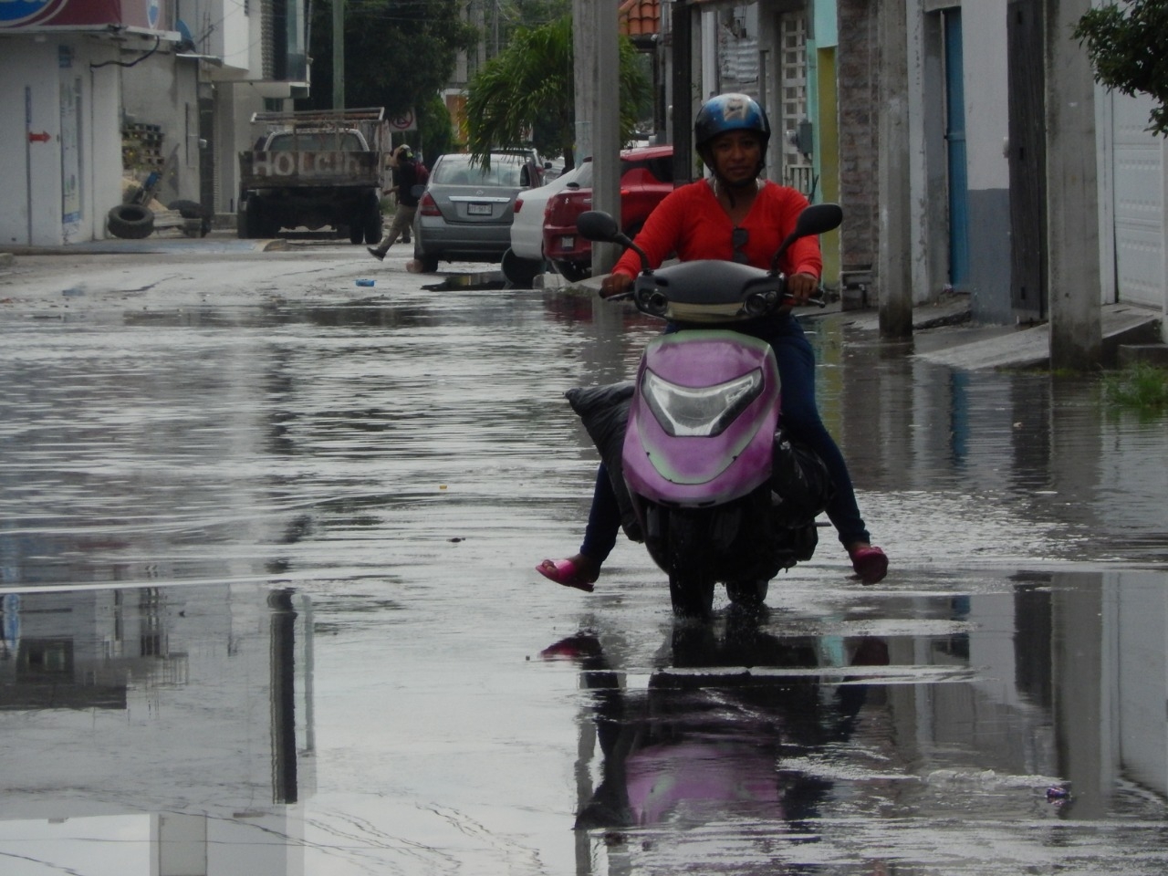 Se registrará lluvias de fuertes a muy fuertes en los tres estados de la Península. Foto: Por Esto!