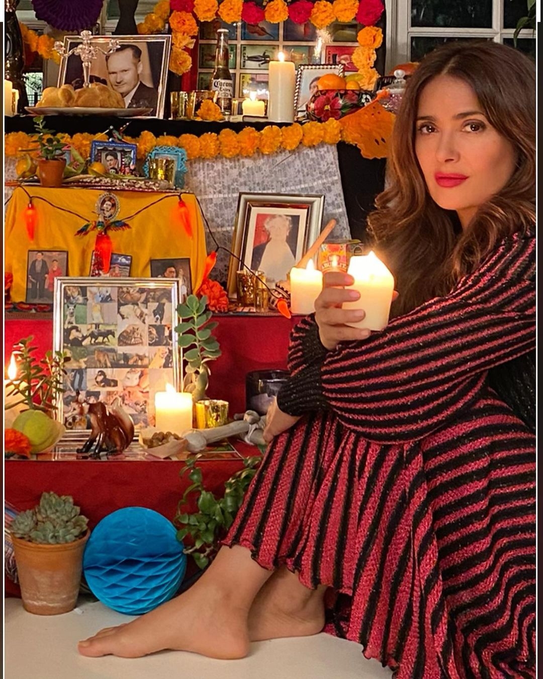 Así luce el altar de Día de Muertos de Salma Hayek (FOTOS)