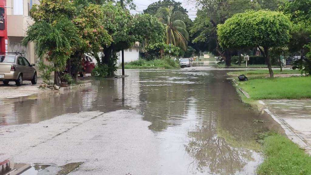 Cierran nueve calles a la circulación en Chetumal por inundaciones