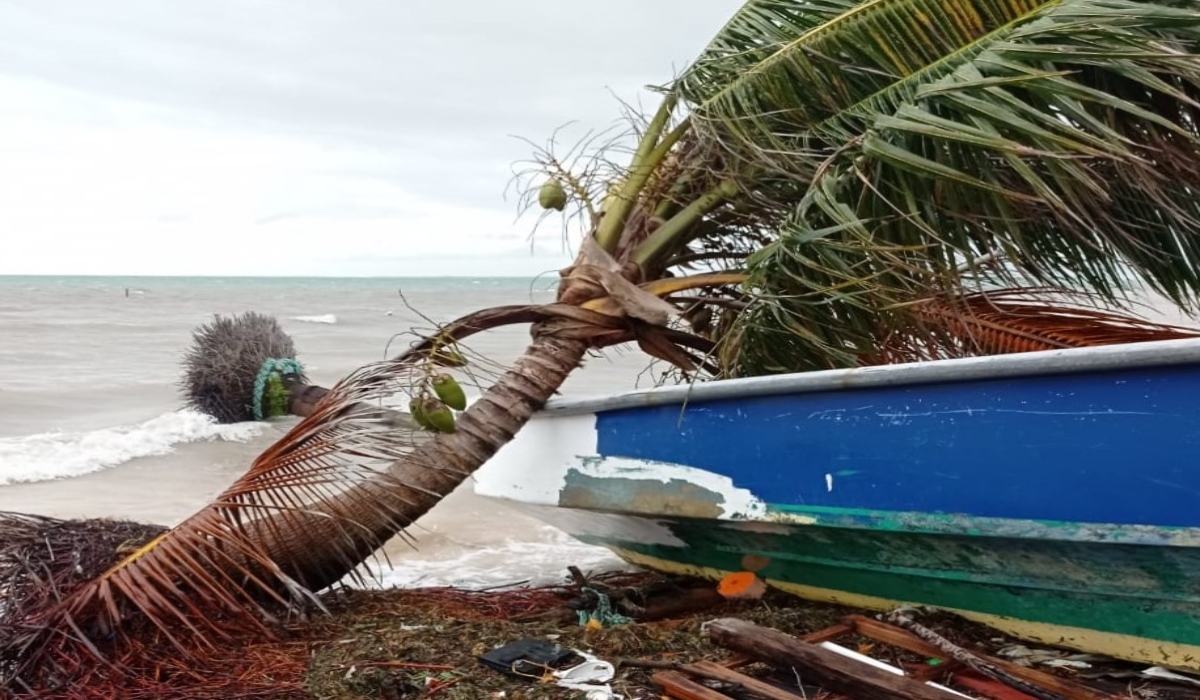 Los pobladores y pescadores están alertas al pronóstico de las condiciones climáticas.