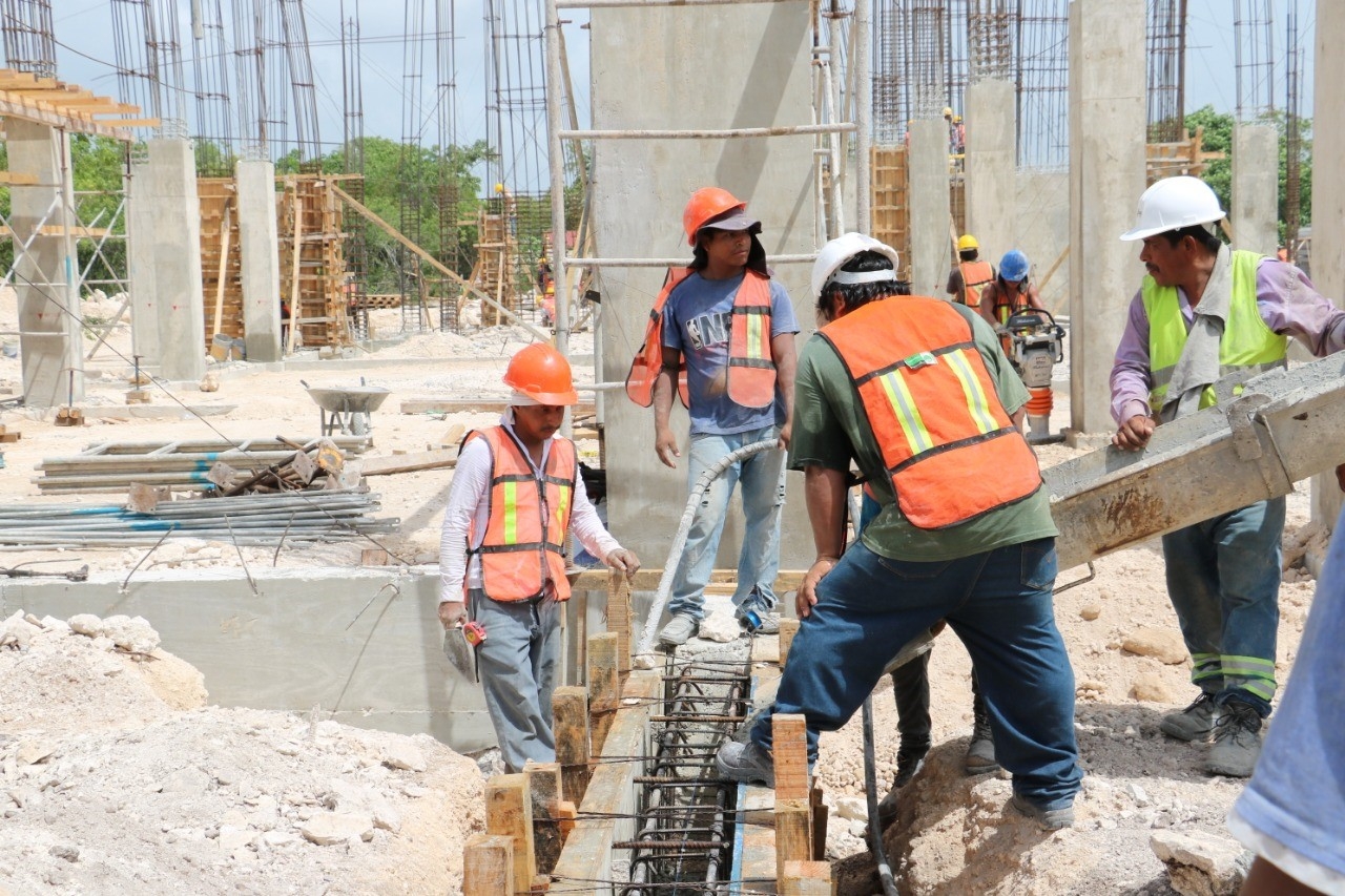 Pandemia provocó cierre de 80 constructoras en Quintana Roo