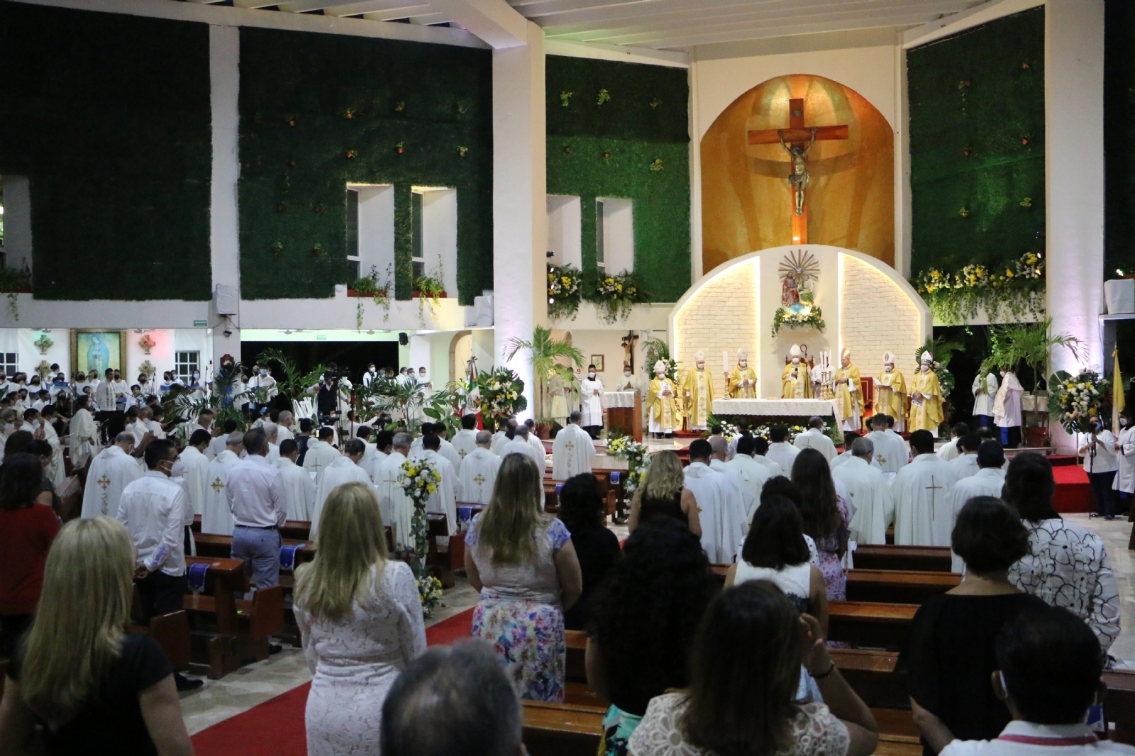 Nombran a Pedro Pablo Elizondo como primer obispo diocesano en Quintana Roo