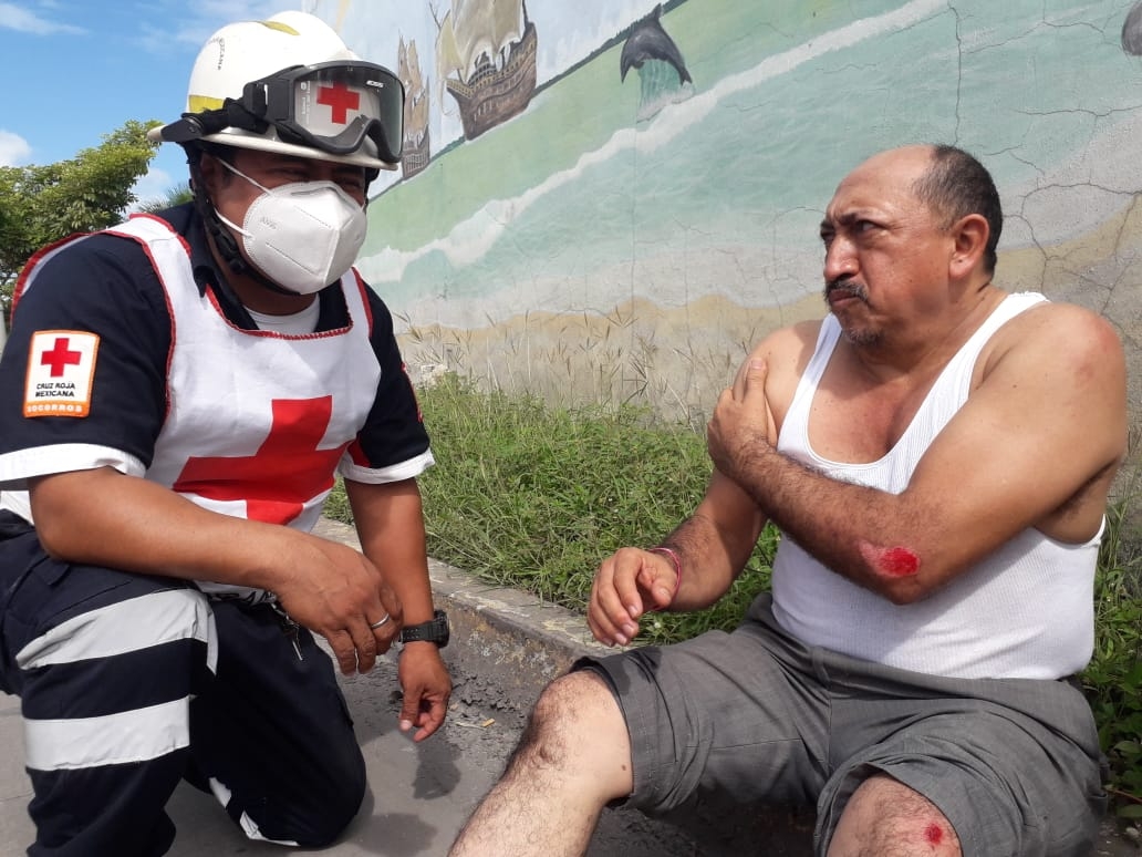 Motociclista es atropellado por un vehículo en Ciudad del Carmen