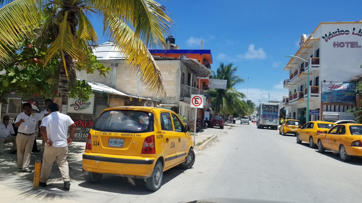 Taxistas se preparan para renovar al Comité Directivo del Sindicato de Taxistas en Mahahual