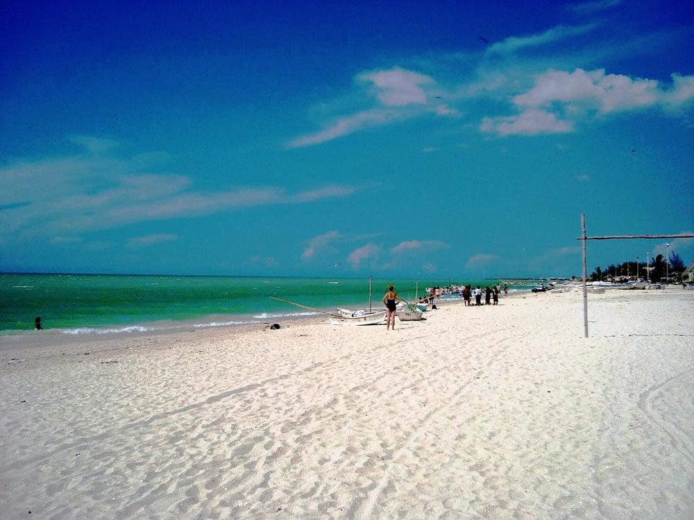 Estas son las siete playas platinum de Yucatán que puedes visitar este fin de semana