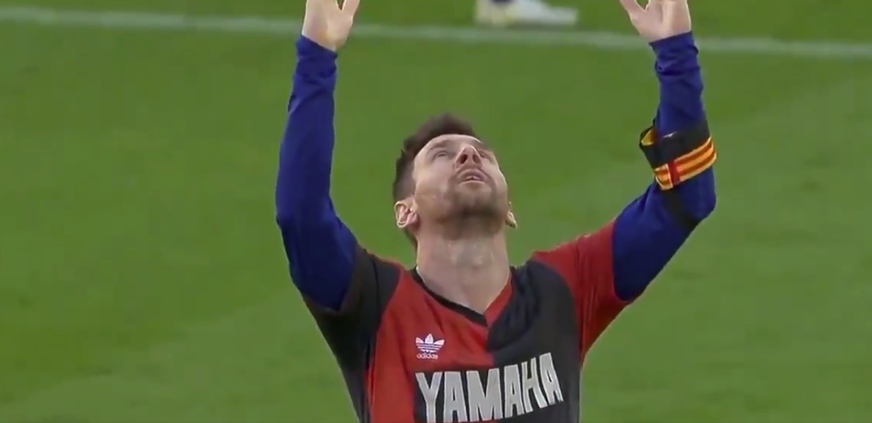 Así fue el emotivo homenaje que Messi le hizo a Maradona tras anotar (Video)