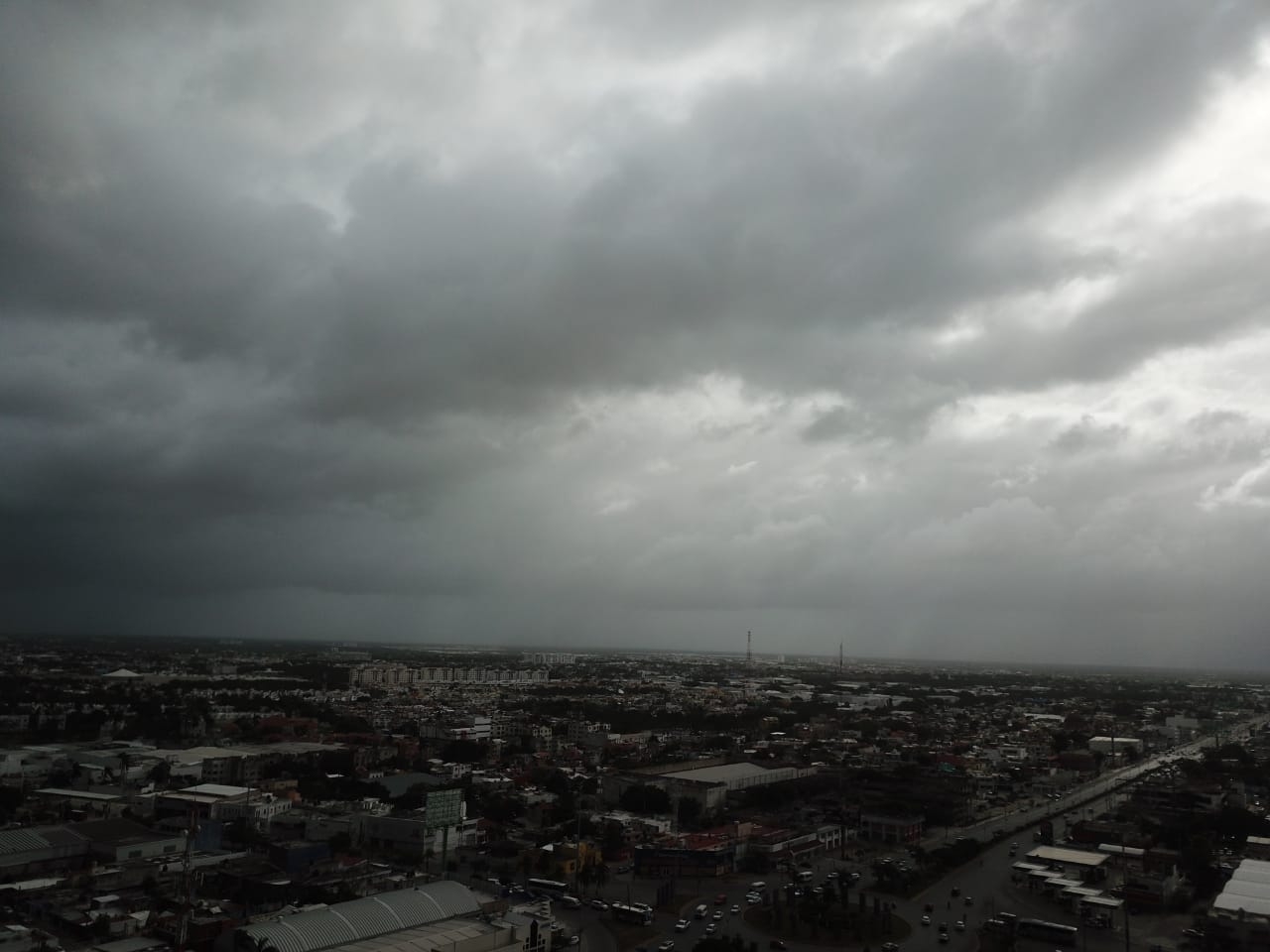 Se esperan lluvias fuertes en Campeche, Quintana Roo y Yucatán. Foto: Por Esto!