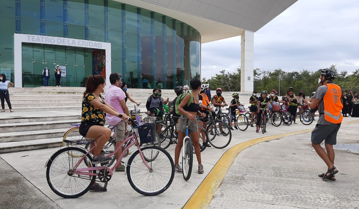 Realizan rodada en honor a las mujeres asesinadas en Playa del Carmen